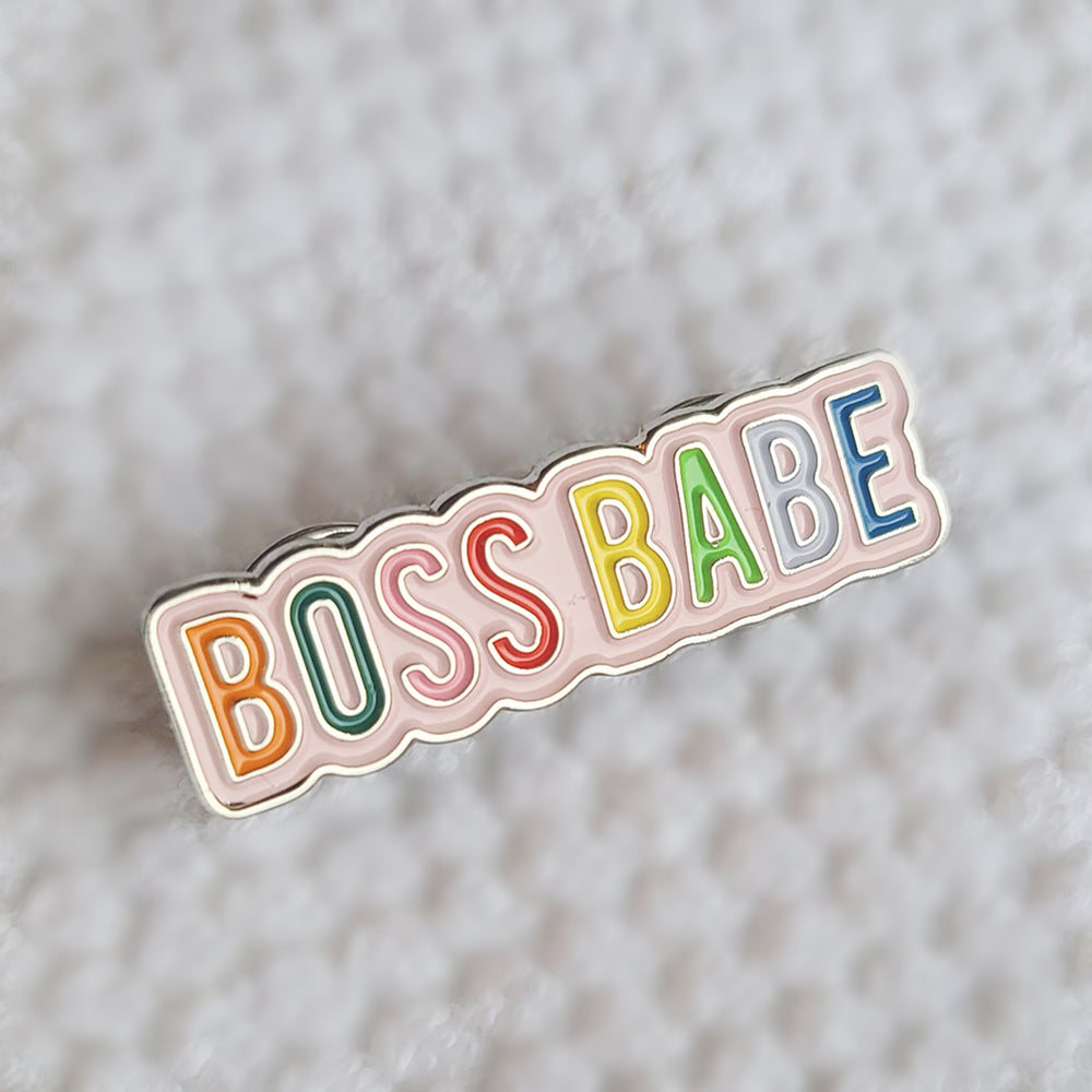 
            
                Load image into Gallery viewer, ENAMEL PIN - BOSS BABE
            
        