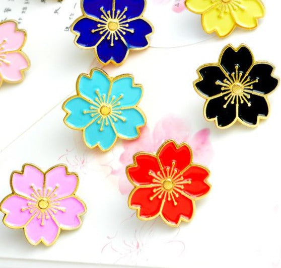 Enamel Pins - Flowers (3 colors)